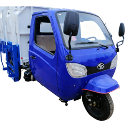 Compactor trash truck