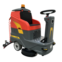 Rider scrubber machine